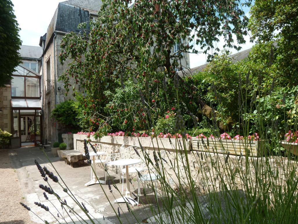 Hôtel Grand Monarque Azay-le-Rideau Exterior foto